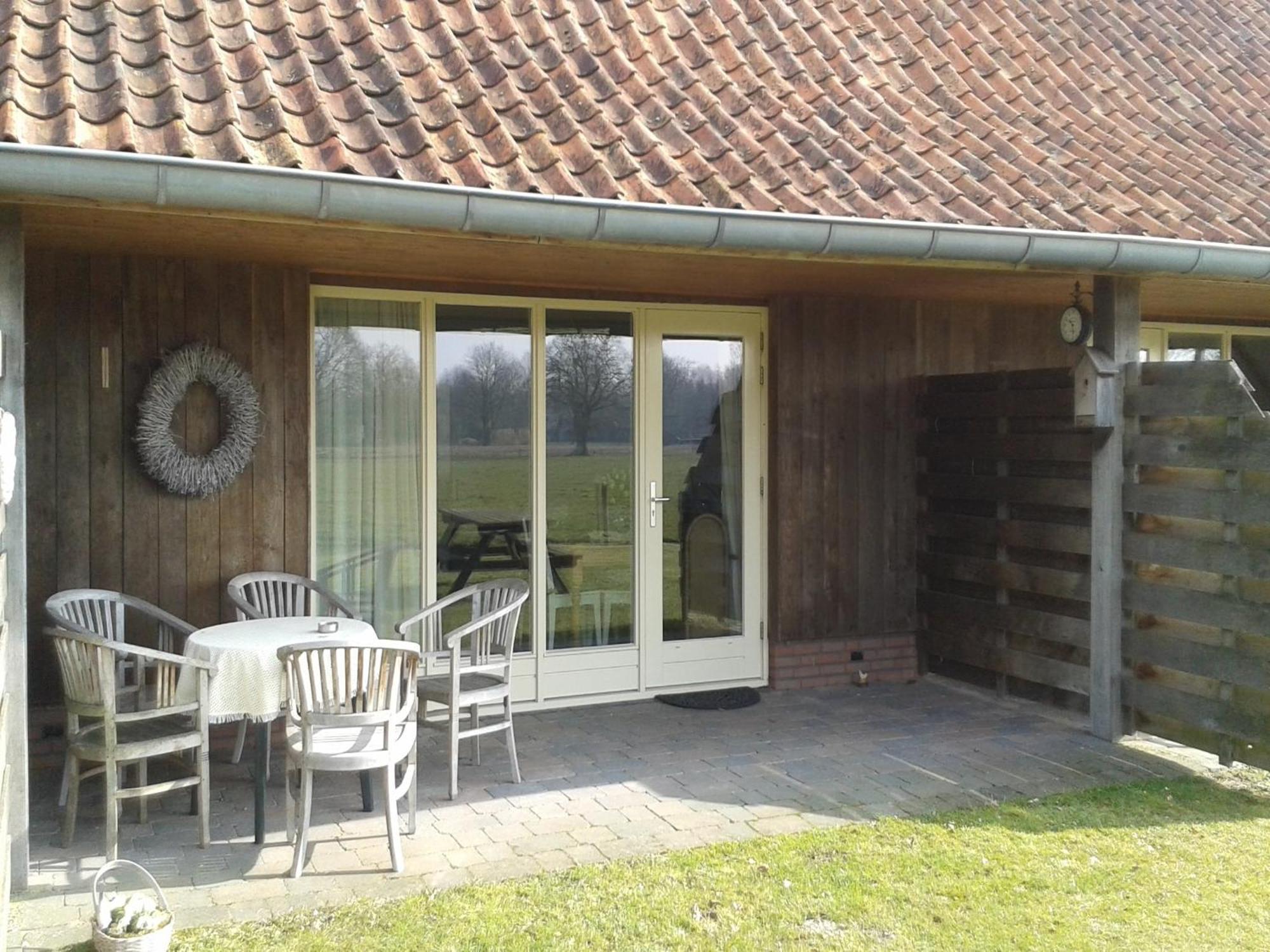 Holiday Home In Geesteren With Roof Terrace Garden Furniture Eksteriør bilde
