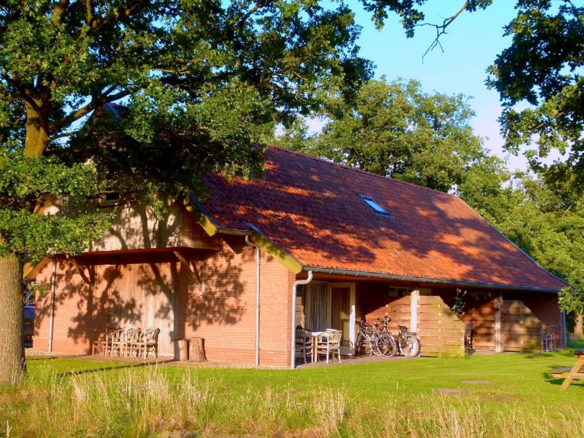 Holiday Home In Geesteren With Roof Terrace Garden Furniture Eksteriør bilde